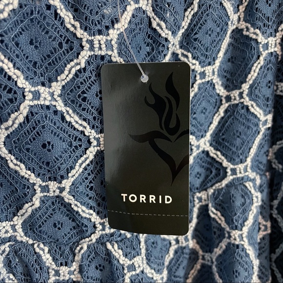 TORRID sleeveless sundress w lacy overlay, adjustable straps | Torrid Si… - Picture 4 of 7